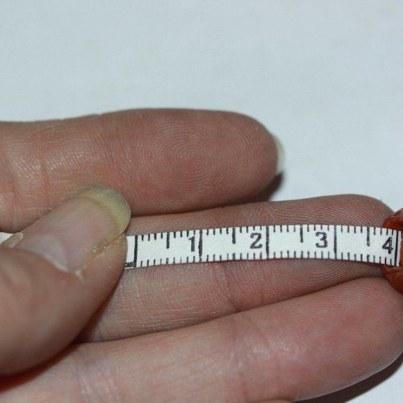 Vintage 1981 Pocket Sewing Tape Measure "THREE FEET-IN-ONE SHOE" - Picture 3 of 4